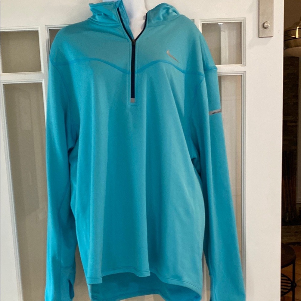 Nike Dri-Fit Women's Blue Long Sleeve Top. XL